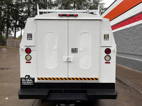 2006 Chevrolet EXPRESS G3500 - Photo 6