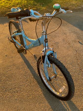 Chicas 20" Trek MT60 - Bicicleta de 6 velocidades - $100 (Walnut Creek)63471438793987124