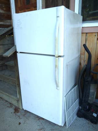Refrigerator 1