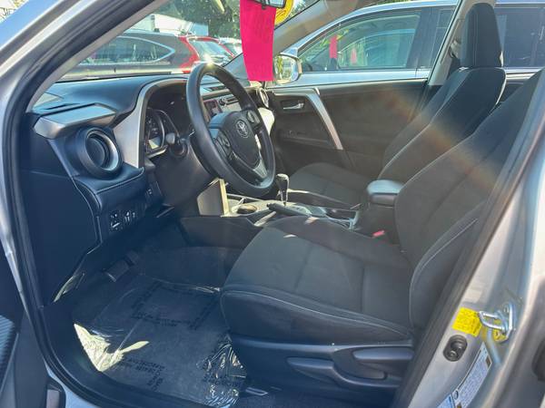 2015 Toyota Rav-4 XLE AWD ** 152.197 millas ** 1 dueño - $12.495 (Peabody)63472103274883124