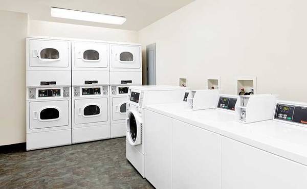 $1,009 / 1br - New Guest? Enjoy Huge Savings with Our 1st Month Special! (3210 S. Southwest Loop 323, Tyler, TX)64037558810113122