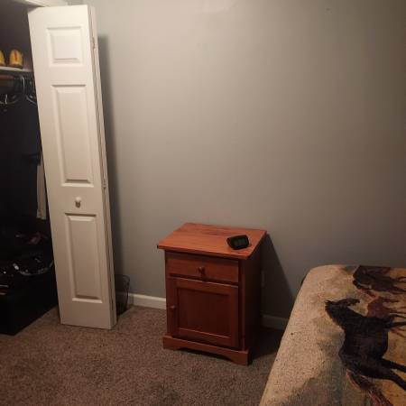 $750 / 1br - Private room for rent  $750 plus 1/3 utilities (Fairview)64039057776899120