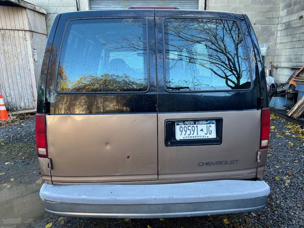 Furgoneta Chevrolet Astro Cargo 1997 - $3.200 (West Brighton, Staten Island)63618009911299122