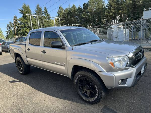 2015 Toyota Tacoma Double Cab 4WD V6 --Clean title, 1owner, Alloys-- - $25,995 (kirkland)63613911635971122