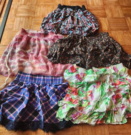 5 Mini skirts size Small XS summer teen 1
