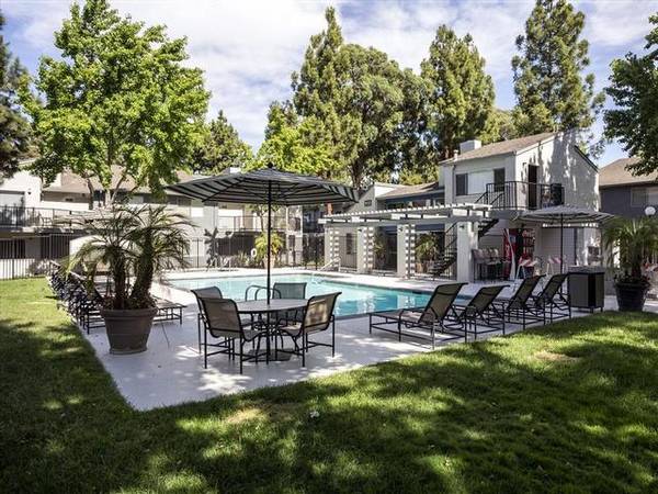 $3,306 / 2br - 1090ft2 - Central heating and air conditioning, Landscaped courtyards (san jose west)63672010988801120