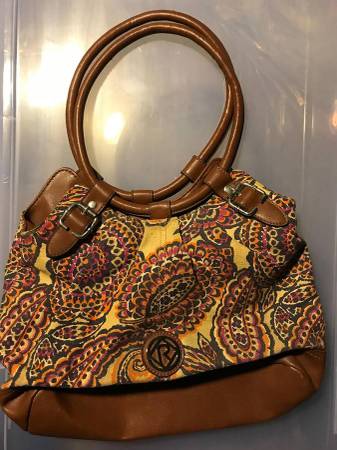 Large Handbag in Brown Leather with Decorative Cotton Stitch Pattern 1