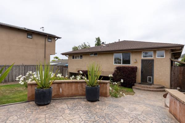 $6,595 / 3br - 2957ft2 - Amplia vista de la bahía de San Diego. ¡Garaje doble! ¡Amplio patio trasero! (Roseville - Fleet Ridge)63865932440577123