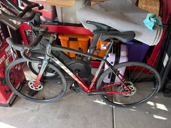 Trek Domane AL 5 Gen 3 2021. 1