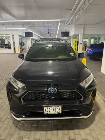 Toyota rav 4 prime 2021 (15,000 miles) - $36,000 (Brooklyn)63654719970817121