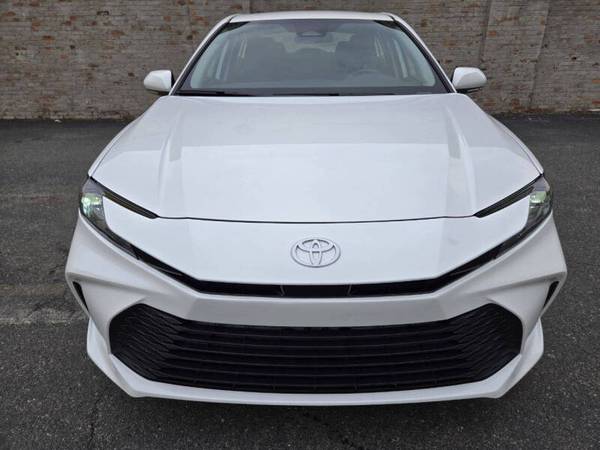 2025 TOYOTA CAMRY HYBRID - $28,900 (NEWARK)63654715608451120