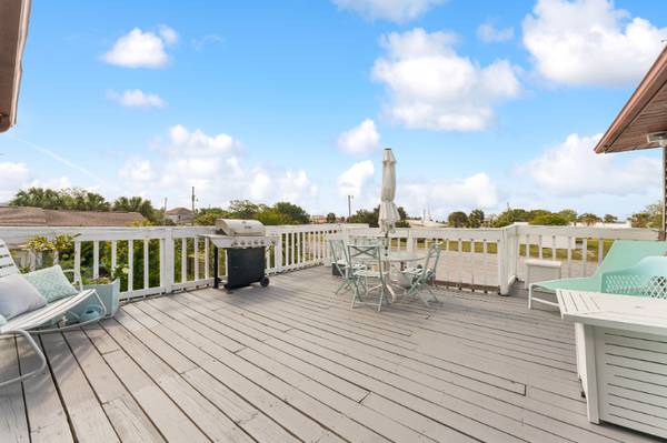 $1325.00 / 320ft2 - Cozy coastal studio63910445702019122