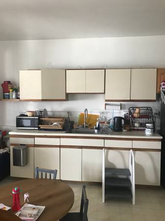 Habitación de $825 (más pequeña) con transporte, patio sólido para entrenamiento de fuerza (excelsior / outer mission)63834324131841124