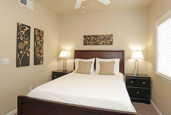 $2,430 / 3br - 1231ft2 - Ceiling Fan in Bedroom One, Fully Appointed Clubhouse, Two Tone Paint (Modesto)63970306305154121