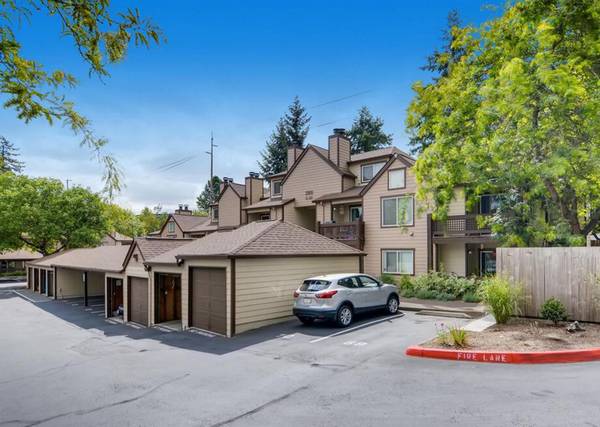 $1,550 / 1br - FREE GIFT with TOUR! Fully Equipped Kitchen w Dishwasher/ Microwave (Beaverton)64039056366337122