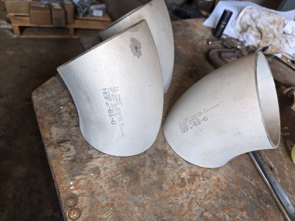4" 304 stainless elbows 1