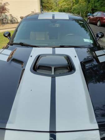 2011 Dodge Challenger R/T - $13,50063471635686147121