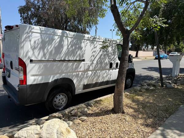 2017 DODGE RAM PROMASTER 1500 CARGO VAN - $9,200 (Valencia)63623776665729122
