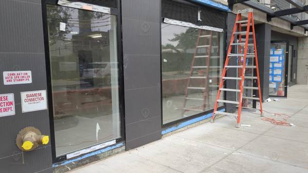$5,750 / 850ft2 - For Lease | 850 SF Vanilla Boxed Retail Space | 147-35 95th Ave (Jamaica)63886542942851124