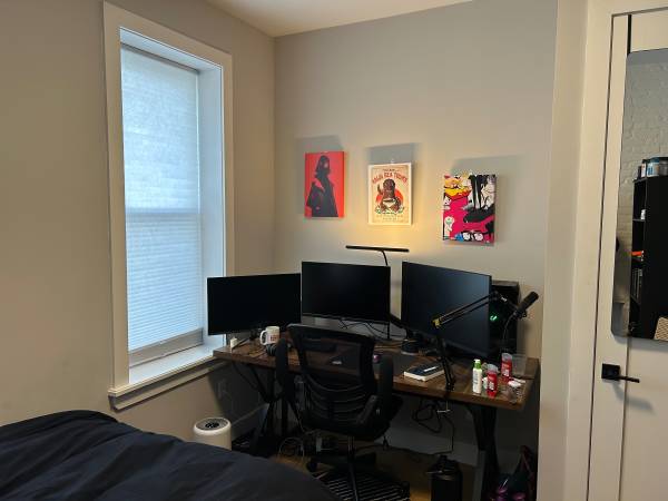 $1,910 / 2br - Room available in 2BR on Bushwick/Ridgewood border - $1900 - L/M at My (Bushwick)63854194023041122