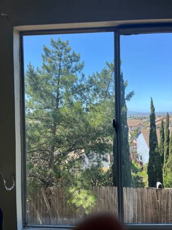 $800 / 1br - Bedroom for rent (vallejo / benicia)63834318182273122