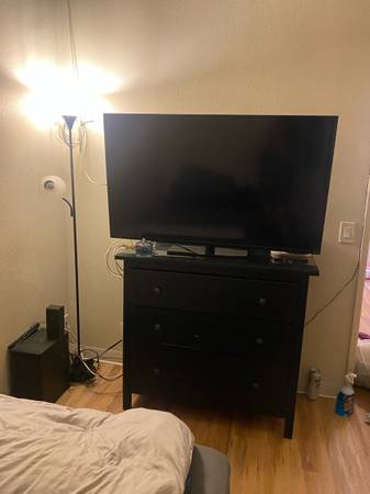 $900 Room for rent in 3 bdrm townhouse (San Diego)63845974759811120