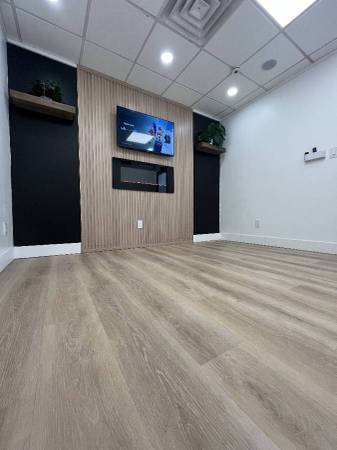 Suite Space Available ( Office / Esthetician / Professional) 1