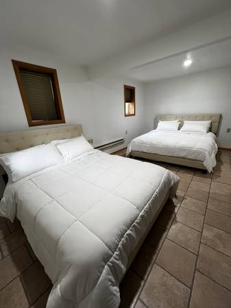 $2850.00 / 1br - Frente al lago 1 BR amueblado con camas king y queen - Servicios incluidos + Wifi63845961161473123