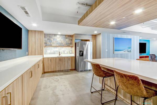 $2,195 / 1br - 594ft2 - Apartamento nuevo de 1 habitación en Reseda | Área para parrilladas/picnics, ofertas especiales, excelentes vistas (Reseda)63840114009347121