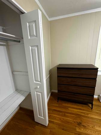 $850.00 / 1br - Nice!!! Furnished room with super fast internet, utilities included, n63964126537858122