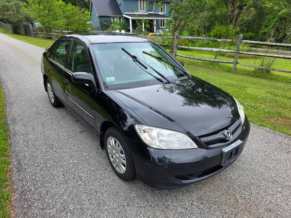 05 Honda Civic LX 4 Door w Spoiler - NEW FRONT BRAKES - Runs Good - $3,200 (Tyngsboro)63623667450755123