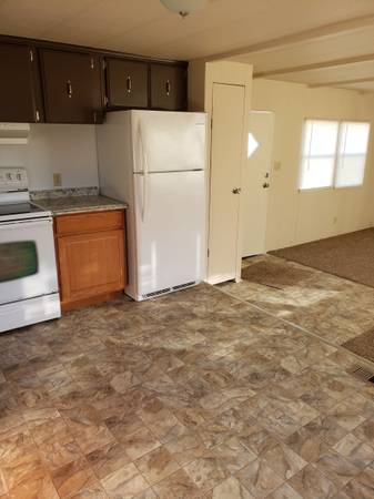 $825 / 3br - 313 1st St. N. near Kalitta and downtown Oscoda (Oscoda, Mi.)64037895156866123
