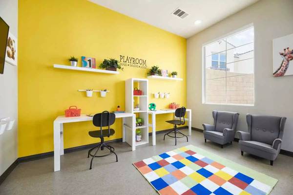 $2,174 / 1br - 827ft2 - 6 weeks free on selected homes; move in by 9/30! (Murrieta)64028081112194124