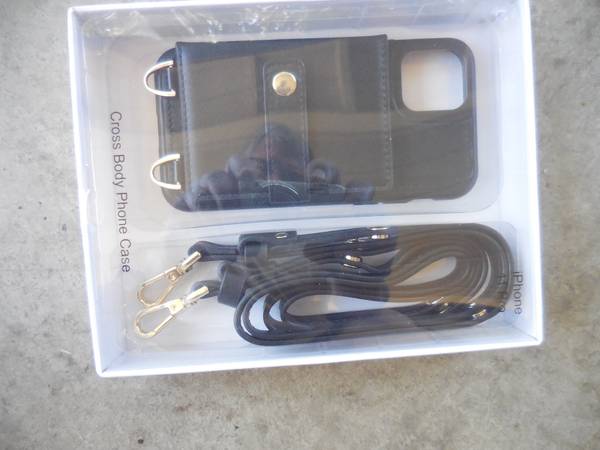 NEW 1000 PIECE .APPLE IPHONE NEW 11 PRO -CROSS BODY PHONE CASE 1