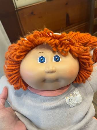 Vintage Cabbage Patch doll- great condition 1