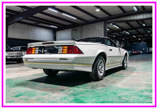 1988 Chevrolet Camaro Iroc Convertible / TPI 305 / 700R4 / AC / 65K Mi - $21,50063618211649921121