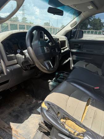2012 ram 2500 crew cab 4x4 - $3,00063622363013635122