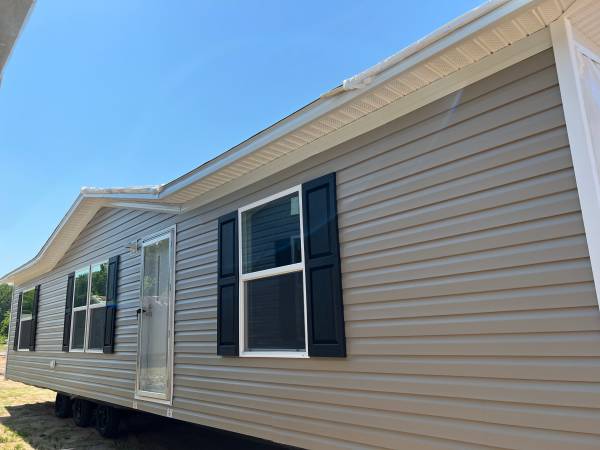 $75,900 / 3br - 1200ft2 - BRAND NEW 3/2 DOUBLEWIDE ONLY 75,900 (tyler)64037558533123120