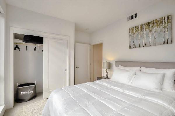 $3,095 / 2br - 998ft2 - Above and Beyond: 2 BR/2 BA with Fire Pit, Outdoor TV (oakland downtown)63850427457281123