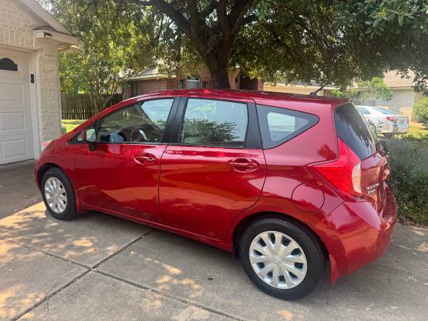 Nissan Versa 2015, título limpio, 86.000 millas, $4.700 (Austin)63470779463169122