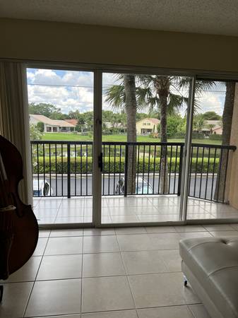 $2,049 / 2br - 984ft2 - ▐►►►  CENTRALLY LOCATED GATED COMMUNITY  IN NORTH CORAL SPRINGS (coral springs)64002014838914124
