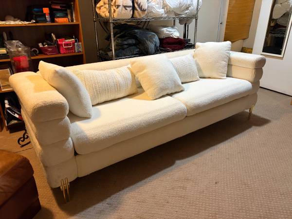 White couch 1