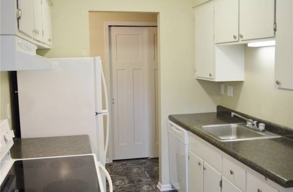$1,275 / 1br - 900ft2 - Apartamento de 1 dormitorio 1 dormitorio (Hopkins)63666897787395122