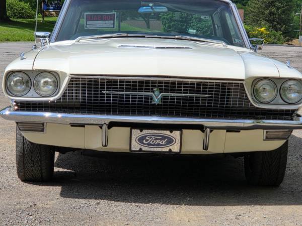 1966 FORD THUNDERBIRD - $13,000 (Cabot)63654694630915121