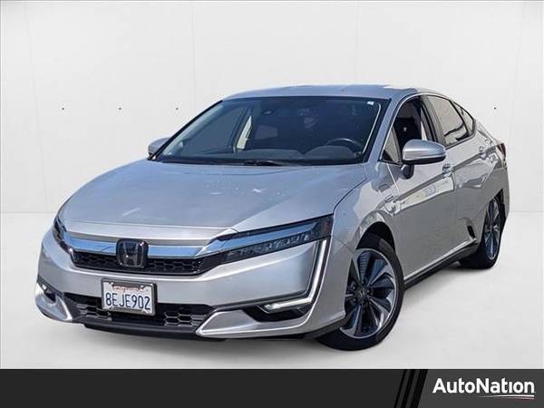 1 2018 Honda Clarity Plug-In Hybrid Electric Touring Sedan 1