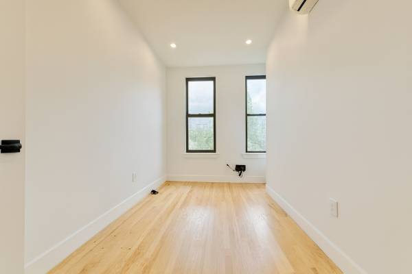 $4,000 / 3br - ✨Beautiful 3Bed/3Bath  next to Maria Hernandez Park  ✨ (Bushwick)63684745416067123
