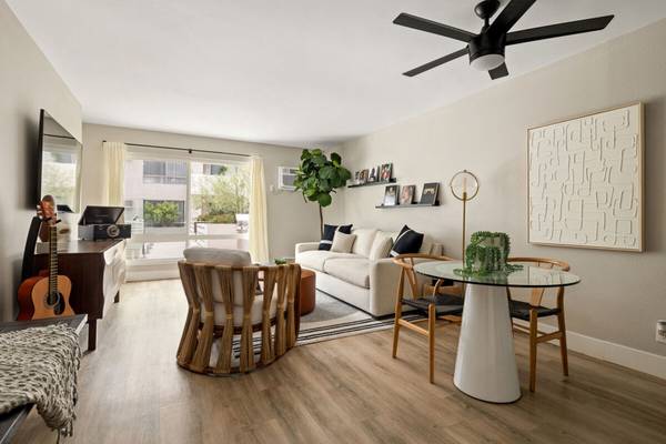 $2,465 / 1 hab. - 700 pies² - Edificio(s) con ascensor, elegantes frentes de baldosas, sauna seco (Hollywood)63857622994819121