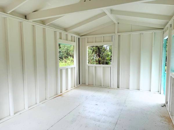 $10,000 / 1br - Eden Roc Estates 2 story Off-Grid Cabin (Palainui Ave Eden Roc mountain View)63939395758082123