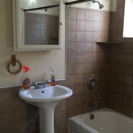 $750 / 1br - Todos los servicios incluidos, a 3 minutos a pie del Campus Norte de UMass Lowell (Umass Lowell north compus)63931250281091122