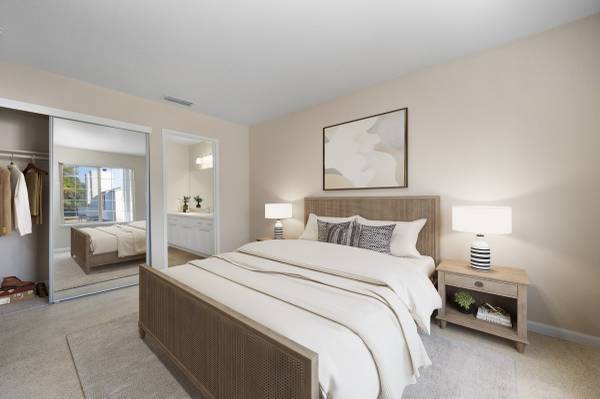 $1,914 / 2br - 986ft2 - Vibrant two bedroom upstairs in Roseville available NOW!! (Roseville)63844740661507124